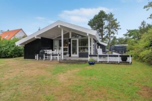 Smidstrup Strandvej 25