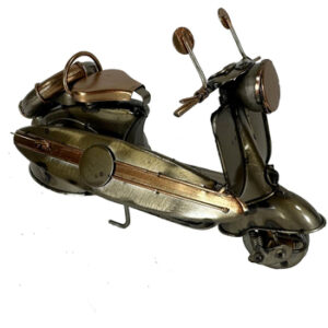 Små statuer og figurer Signes Grimalt Scooter