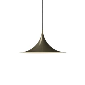GUBI Semi pendellampe, ⌀ 47 cm, blank kakaobrun